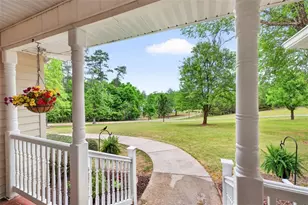 1207 Lakeland Dr, Toccoa, GA 30577 - Photo 5