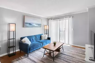 795 Hammond Dr, Atlanta, GA 30328 - Photo 11