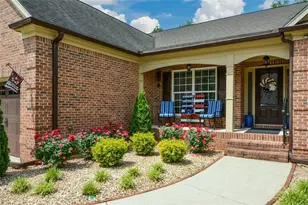 4332 Chesterfield Ct, Buford, GA 30518 - Photo 5