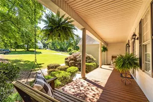 305 S Shore Dr, Newnan, GA 30263 - Photo 3