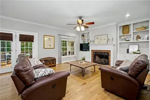 305 S Shore Dr, Newnan, GA 30263 - Photo 11