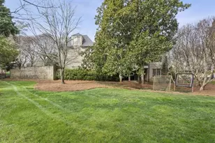 305 Forrest Lake Dr, Sandy Springs, GA 30327 - Photo 47