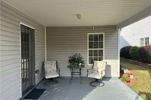 742 Jacoby Dr, Loganville, GA 30052 - Photo 29