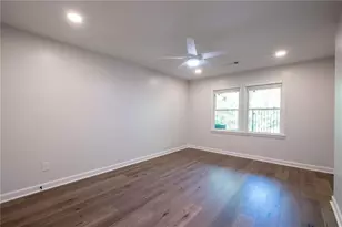 3798 Ashford Lake Ct NE, Brookhaven, GA 30319 - Photo 17