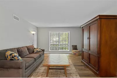 6851 Roswell Road #H18, Atlanta, GA 30328 - Photo 9