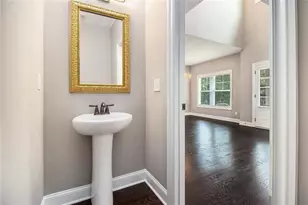 1580 Johnson Rd NW, Atlanta, GA 30318 - Photo 9