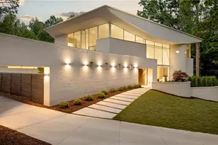 3619 Ivy Rd NE, Atlanta, GA 30342 - Photo 3