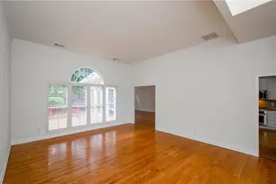 3955 3 Chimneys Ln, Cumming, GA 30041 - Photo 5