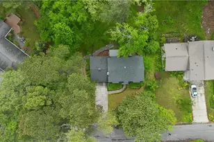 2772 Dunnington Cir, Atlanta, GA 30341 - Photo 43