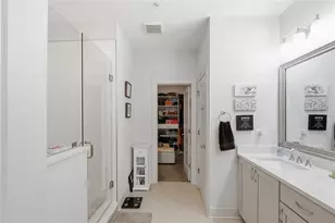 923 Katie Kerr Dr, Decatur, GA 30030 - Photo 13