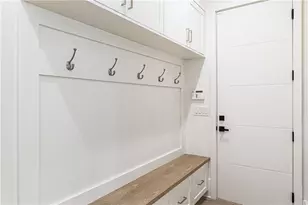 141 N Trace, Alpharetta, GA 30009 - Photo 33