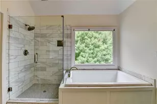 4555 E Point Dr, Cumming, GA 30041 - Photo 41