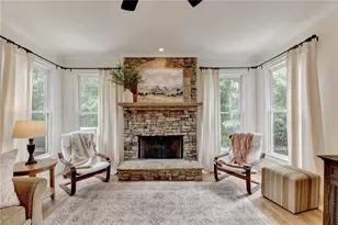4555 E Point Dr, Cumming, GA 30041 - Photo 21