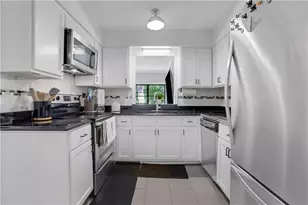 172 Elysian Way NW, Atlanta, GA 30327 - Photo 13