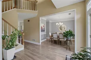 2950 Ivey Ridge Ln, Roswell, GA 30076 - Photo 5