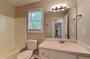 3945 Piper Glen Dr, Buford, GA 30519 - Photo 15