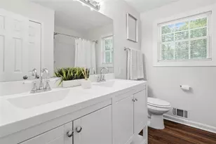 5052 S Wright St, Union City, GA 30291 - Photo 13