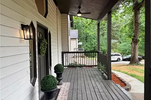 499 Hearth Pl, Lawrenceville, GA 30043 - Photo 7