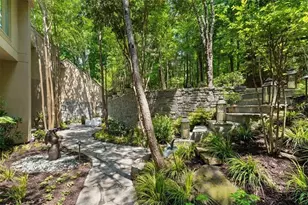 4040 Whitewater Creek Rd NW, Atlanta, GA 30327 - Photo 7