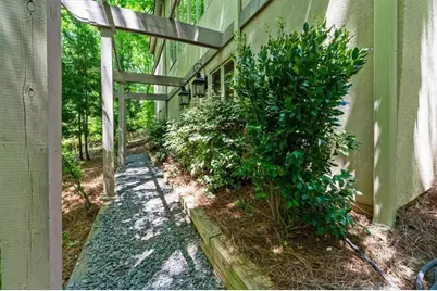 4040 Whitewater Creek Road NW, Atlanta, GA 30327 - Photo 71