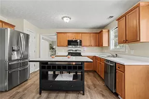 6716 Grey Rock Way, Lithonia, GA 30058 - Photo 21