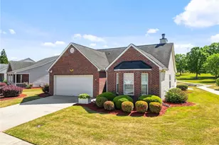 740 Jacoby Dr, Loganville, GA 30052 - Photo 27