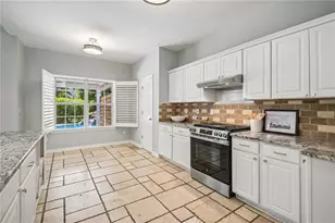 197 Parkstone Way, Marietta, GA 30066 - Photo 11