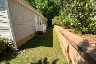 21 Hillandale St, Newnan, GA 30263 - Photo 3