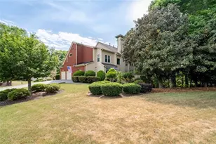 1850 Chattahoochee Run Dr, Suwanee, GA 30024 - Photo 51