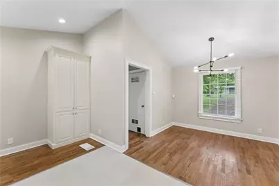 1474 Alverado Way, Decatur, GA 30032 - Photo 7