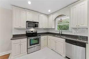 1474 Alverado Way, Decatur, GA 30032 - Photo 9