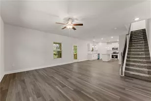 490 Magnolia Grove Pl, Cornelia, GA 30531 - Photo 9