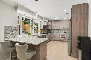 2828 Cloverhurst Dr, Atlanta, GA 30344 - Photo 11