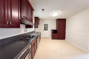 601 Kingston Ln NW, Conyers, GA 30012 - Photo 9