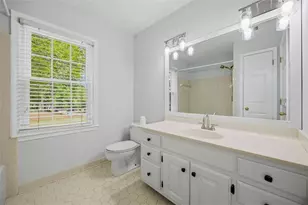 7525 S Spalding Lake Dr, Sandy Springs, GA 30350 - Photo 35
