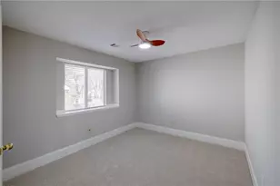 10950 Pinehigh Dr, Alpharetta, GA 30022 - Photo 13