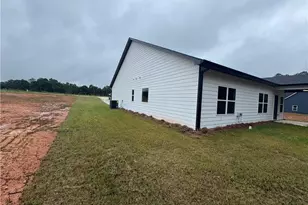 2057 N Hicks Rd, Toccoa, GA 30577 - Photo 3