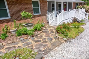 1657 Hewatt Rd SW, Lilburn, GA 30047 - Photo 7