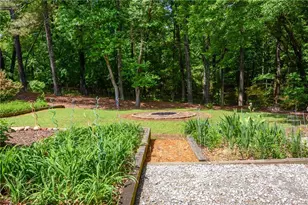 1657 Hewatt Rd SW, Lilburn, GA 30047 - Photo 33