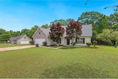 1300 Sunflower Court, Locust Grove, GA 30248 - Photo 3