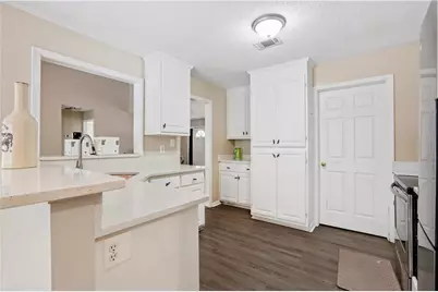 1300 Sunflower Court, Locust Grove, GA 30248 - Photo 11