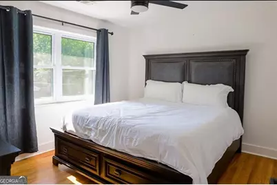 280 W Lake Drive NW, Atlanta, GA 30314 - Photo 31
