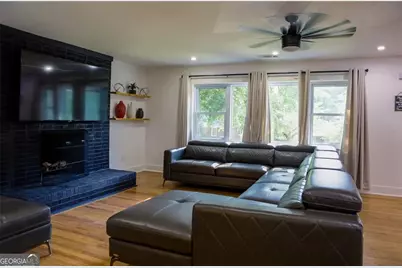 280 W Lake Drive NW, Atlanta, GA 30314 - Photo 3