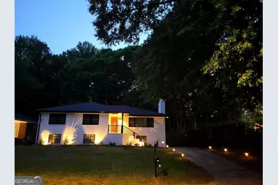 280 W Lake Drive NW, Atlanta, GA 30314 - Photo 1