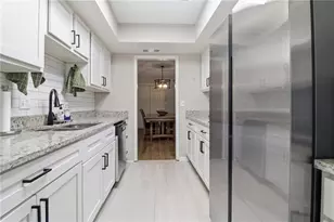 6851 Roswell Rd, Atlanta, GA 30328 - Photo 15