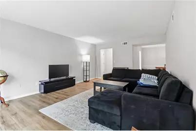 6851 Roswell Road #B13, Atlanta, GA 30328 - Photo 7