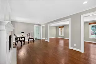 2070 Clay Dr NE, Sandy Springs, GA 30350 - Photo 11