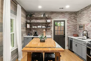 209 Hampshire Ave, Decatur, GA 30030 - Photo 11
