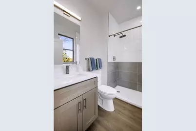 1070 Dill Avenue #202, Atlanta, GA 30310 - Photo 11