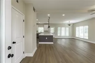 118 Boulder Dr, Toccoa, GA 30577 - Photo 5